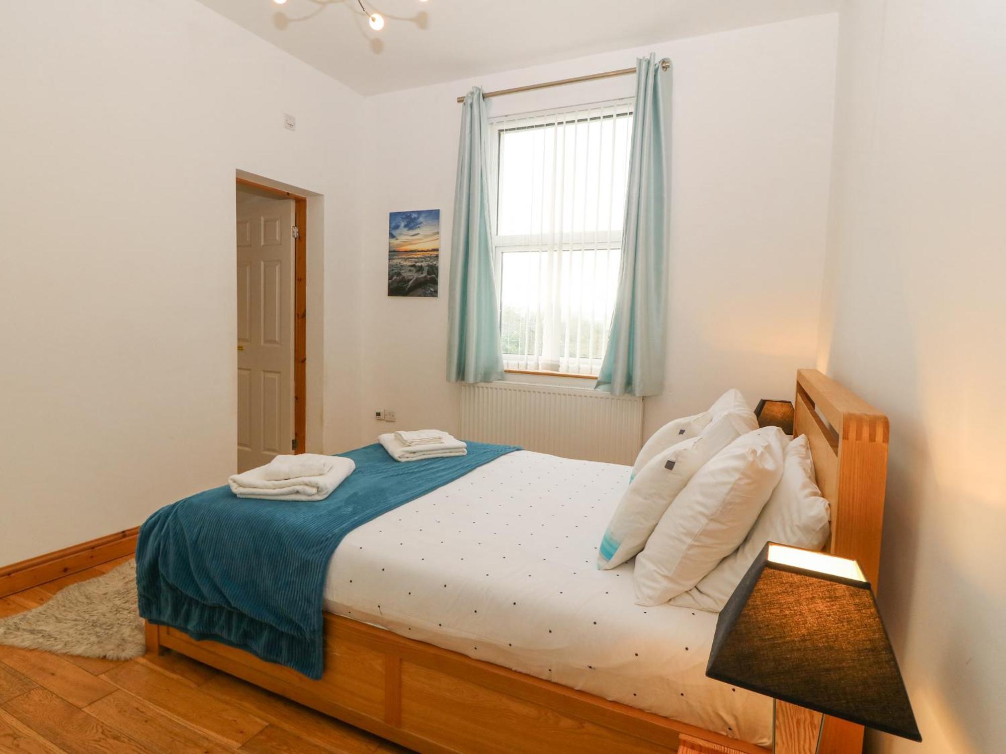Coed Llai Villa Holyhead Exterior photo